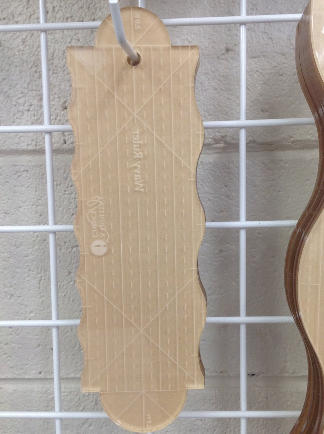 Wavy Ruler – Thread Waggle Quilting